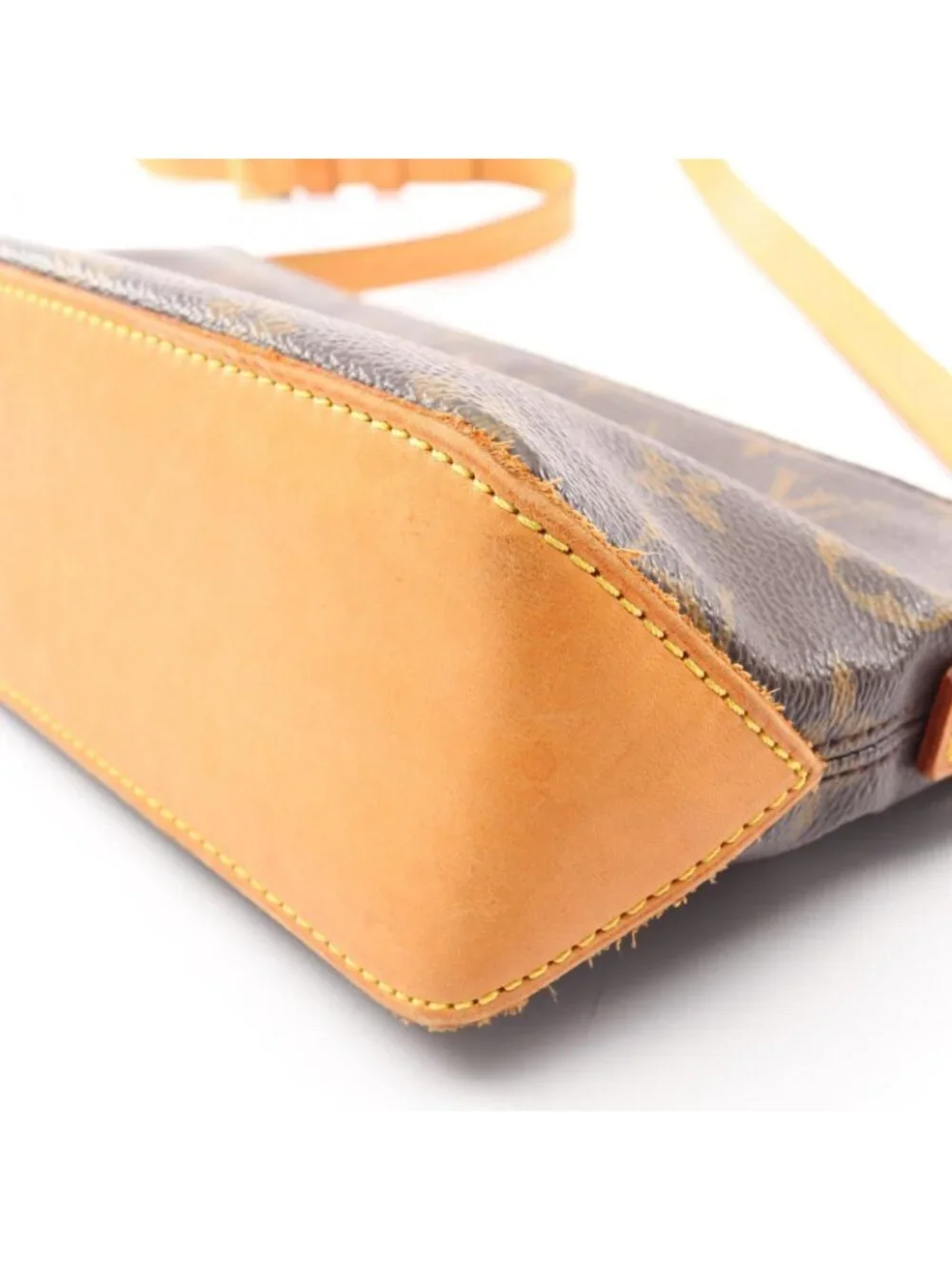Louis Vuitton Shoulder Bag Trotteur Canvas Leather